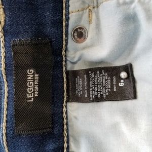 Express Jeans - Express High Rise Legging Dark Wash jeans Express Jeans - Express High Rise Legging Dark Wash jeans